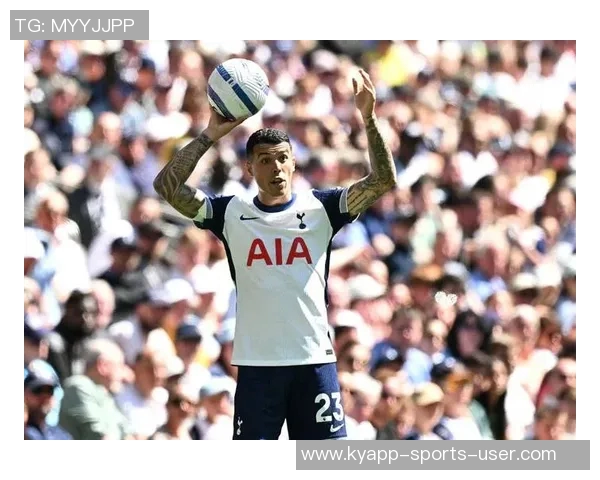 埃泽精彩表现助球队获胜数据显示2射门1射正打进1球并成功过人